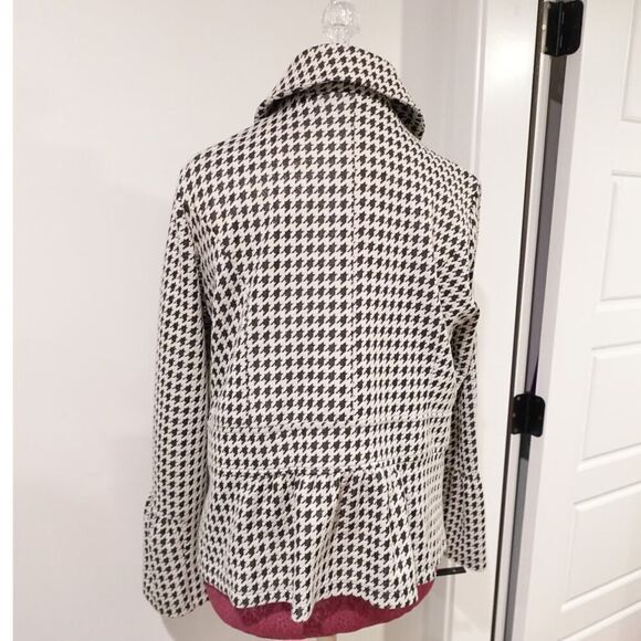 NY Collection Women's 1X Herringbone n Gold Crop Blazer - Picture 4 of 7